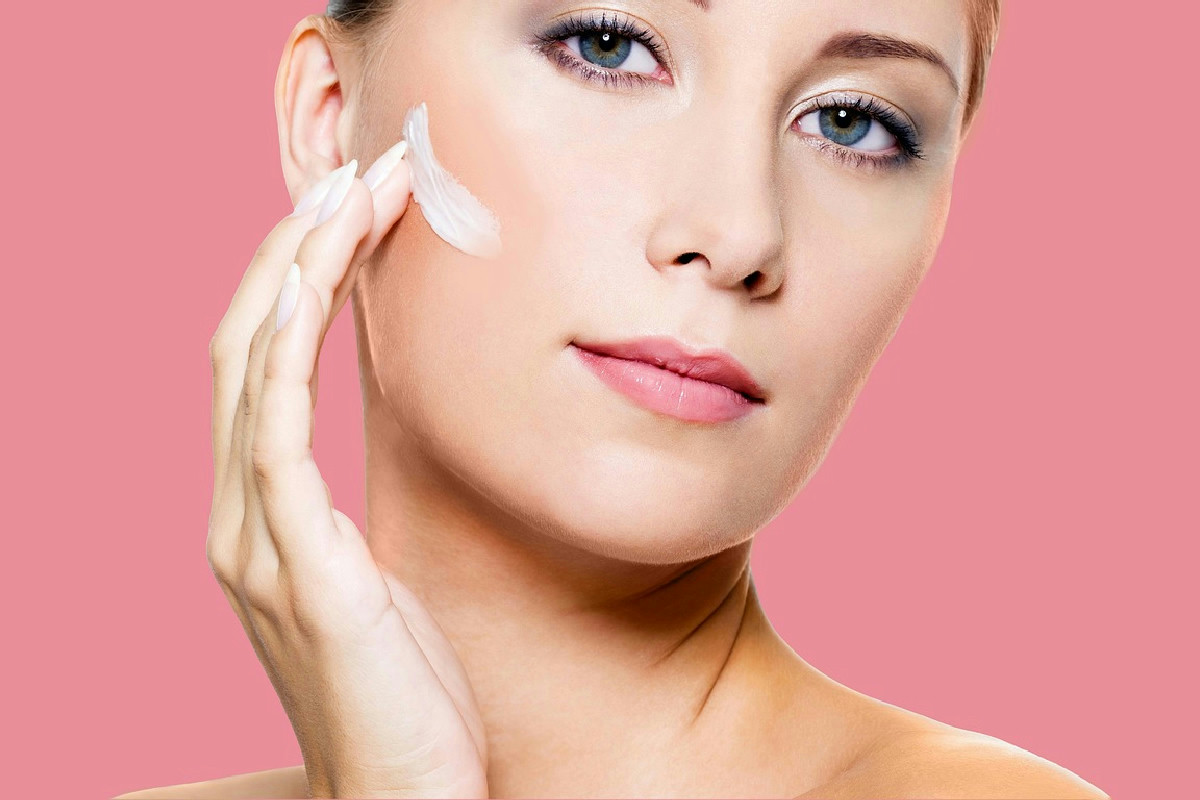 Ecco come preparo a casa la mia crema viso con 4 ingredienti: la pelle mi sembra seta pura