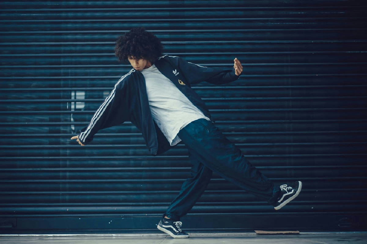 Da New York a Tokyo: come lo streetwear ha trasformato la moda urbana e i marchi iconici