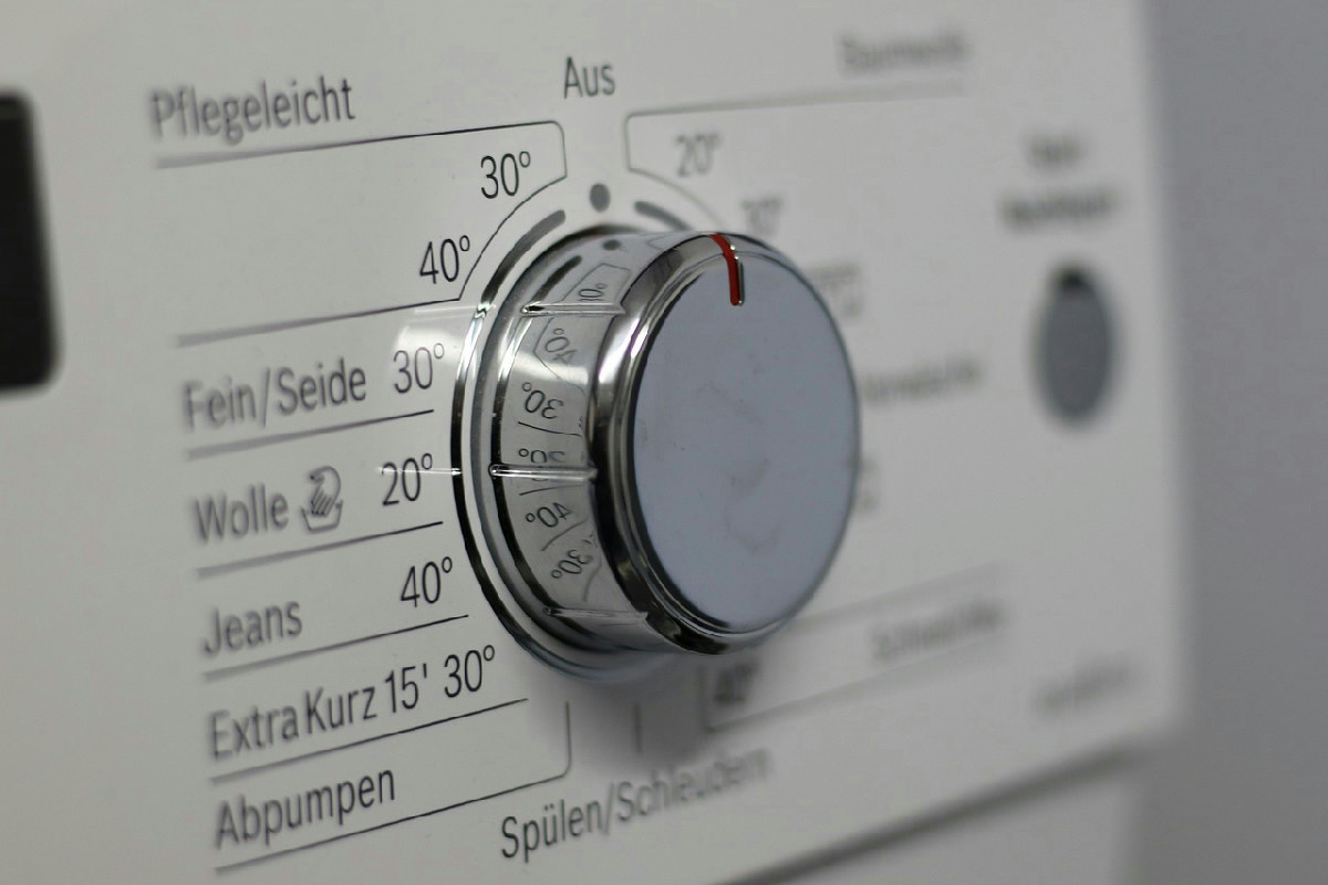 Se usi la lavatrice così, puoi risparmiare centinaia di euro all’anno e abbassare davvero la bolletta